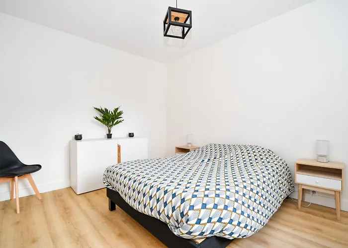 Apartment T2 Cosy En Centre-ville Proche Du Avec Balcon