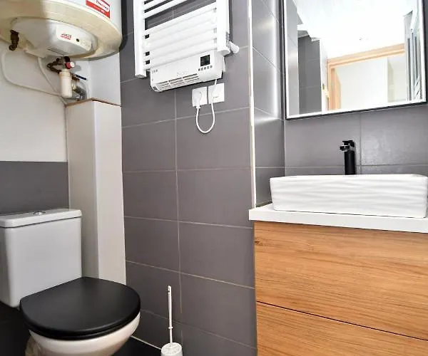 Apartment T2 Cosy En Centre-ville Proche Du Avec Balcon Aix-les-Bains